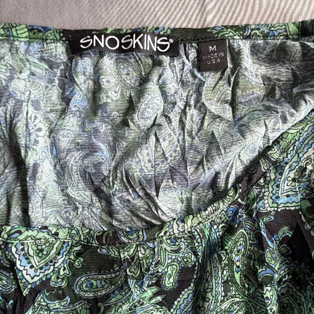 Sno Skins Medium Blouse Blue Green paisley Flare Sleeves